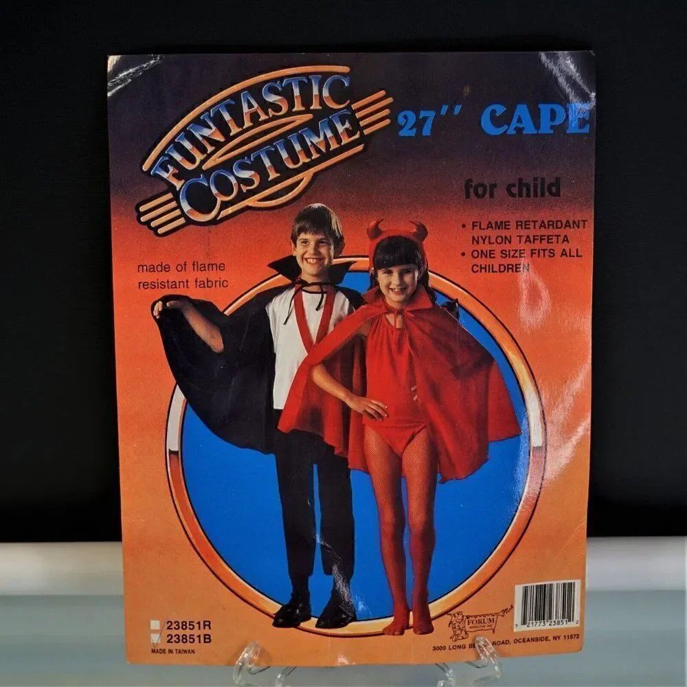 Halloween Cape Vintage Kids Funtastic Costume One Size Fits All 27" Black